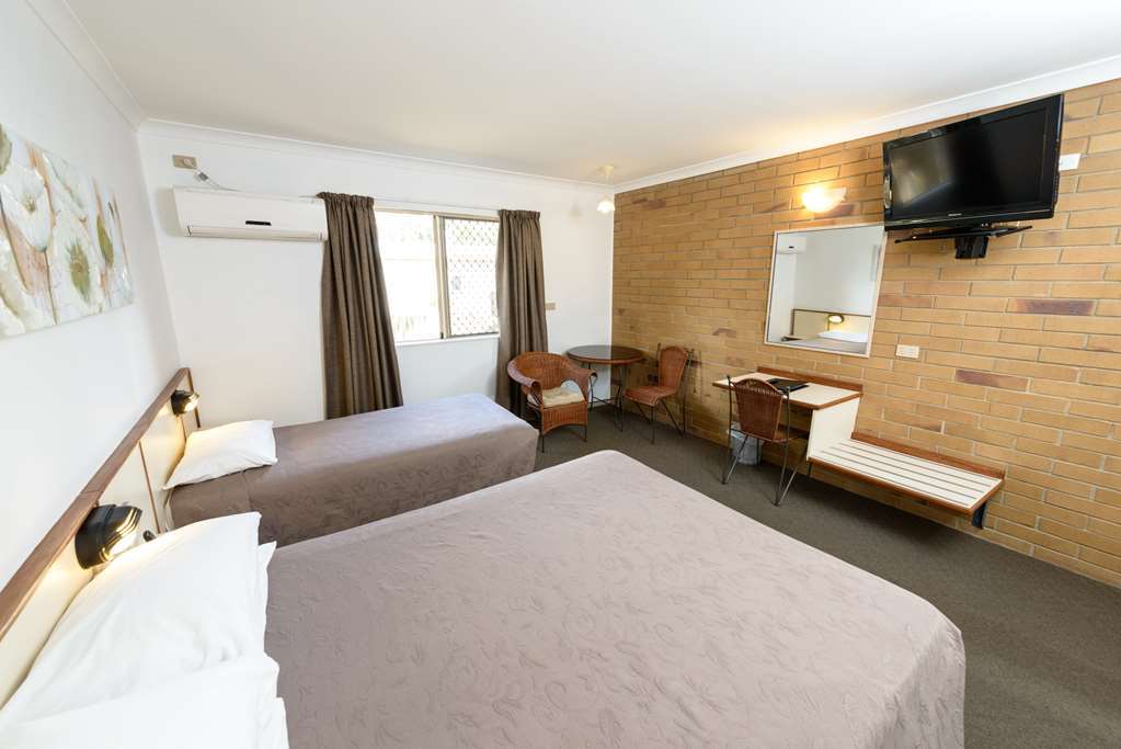 Wild Scotsman Motor Inn Gin Gin Qld Zimmer foto